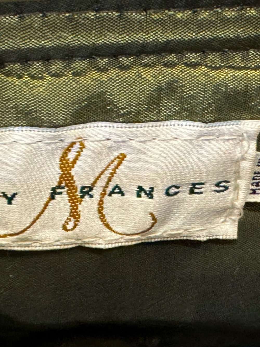 Iconic Vintage Mary Frances Beaded Wristlet - Picture 6 of 10